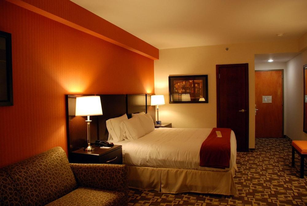 Holiday Inn Express Maspeth By Ihg New York Luaran gambar